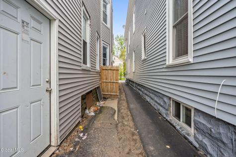 114 Victory Avenue Schenectady NY 12307