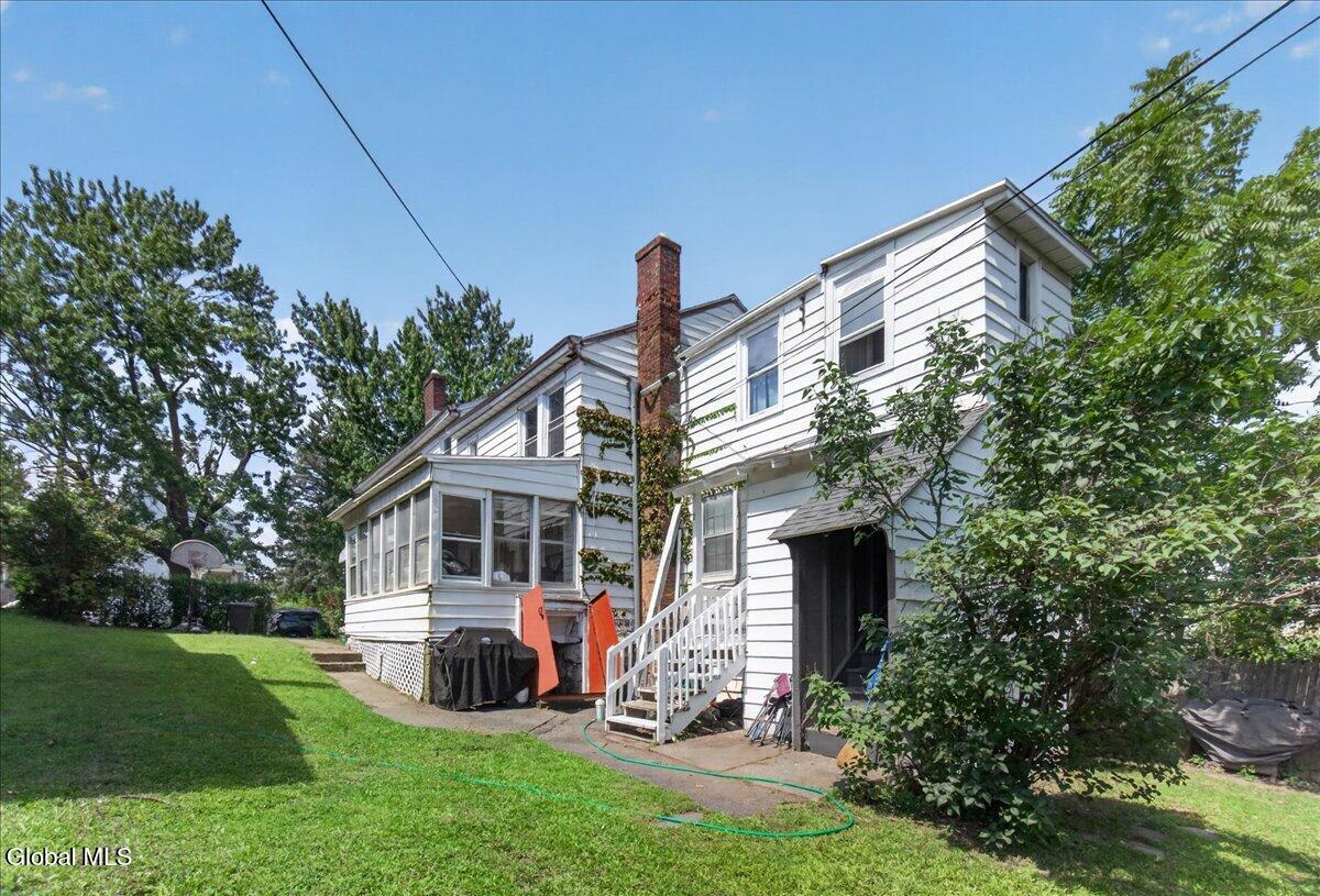 1314 3rd Avenue Watervliet NY 12189