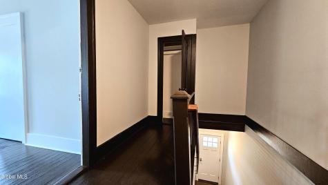 1121-1123 New York 295 East Chatham NY 12060