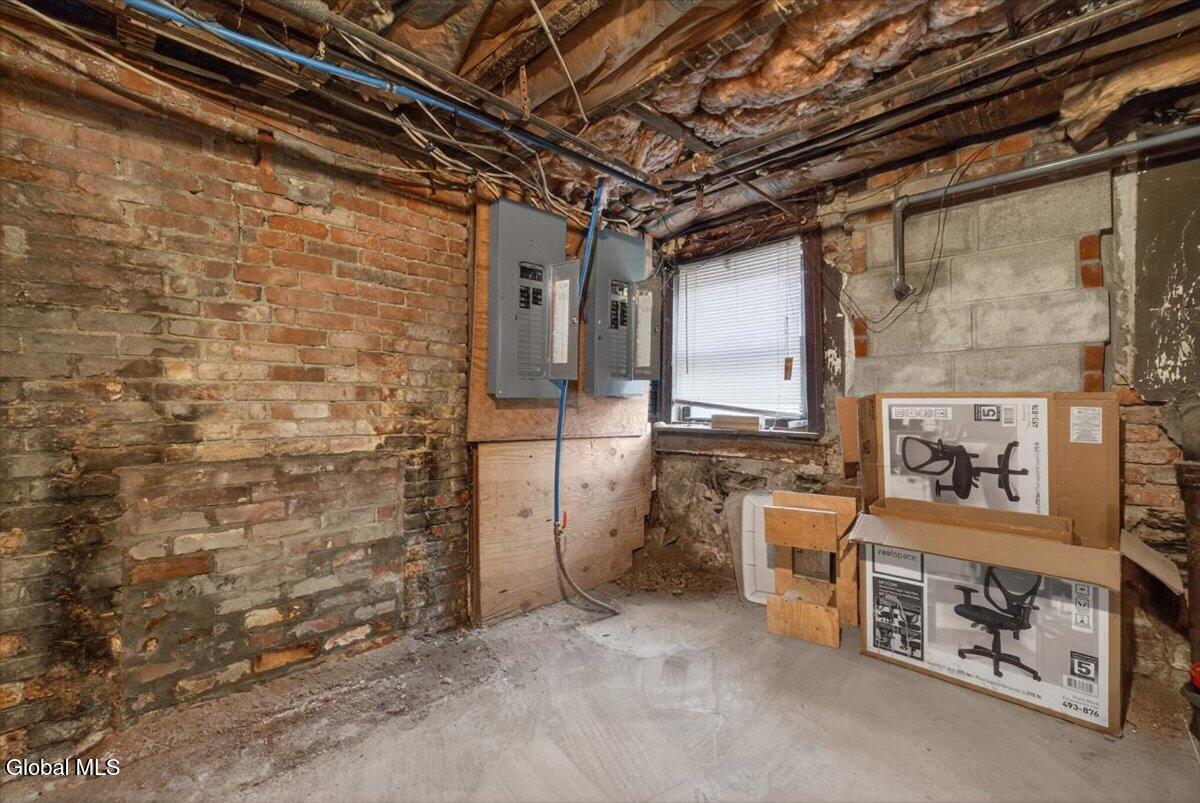 240 4th Street Troy NY 12180