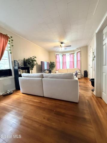 260 3rd Avenue Troy NY 12182