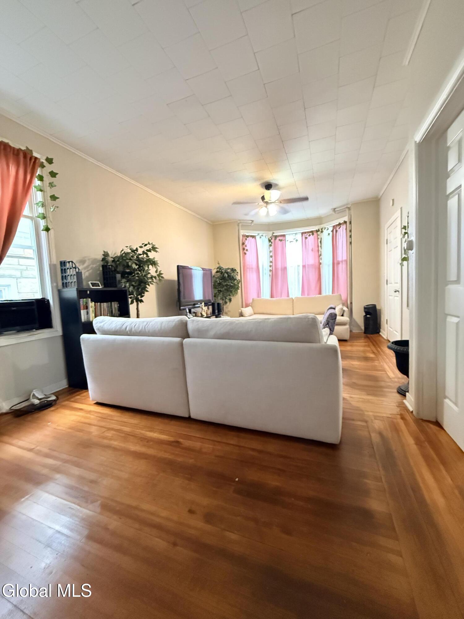 260 3rd Avenue Troy NY 12182