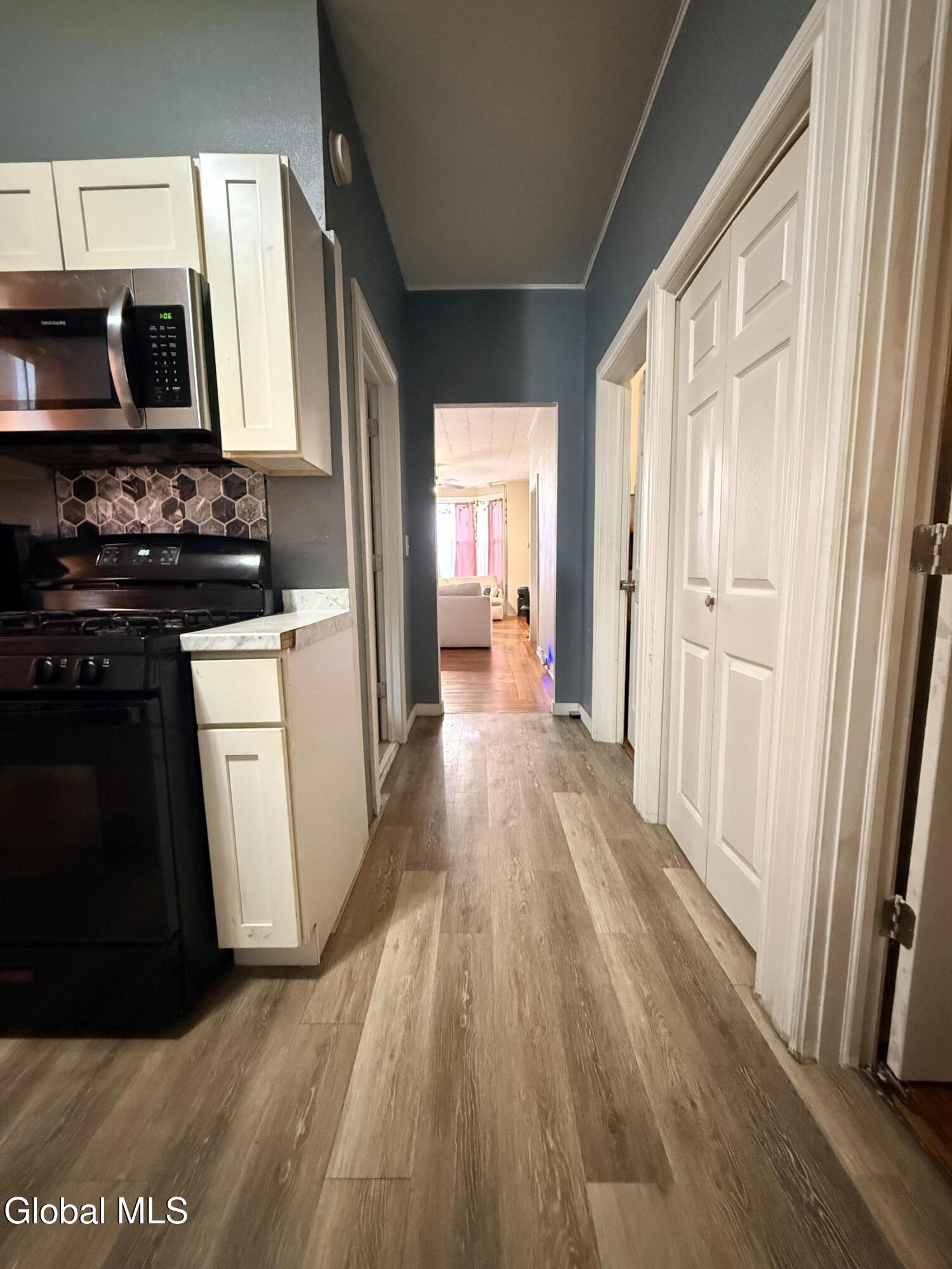 260 3rd Avenue Troy NY 12182