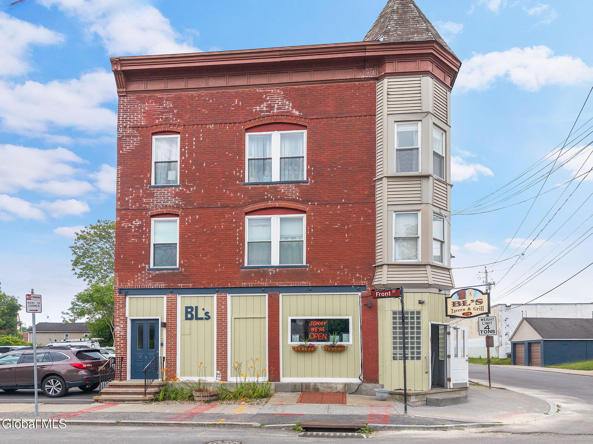 208 Front Street Schenectady NY 12305