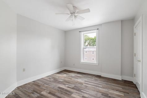 208 Front Street Schenectady NY 12305