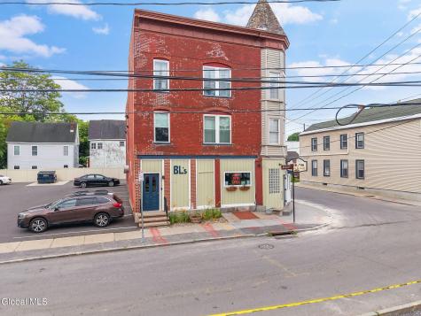 208 Front Street Schenectady NY 12305