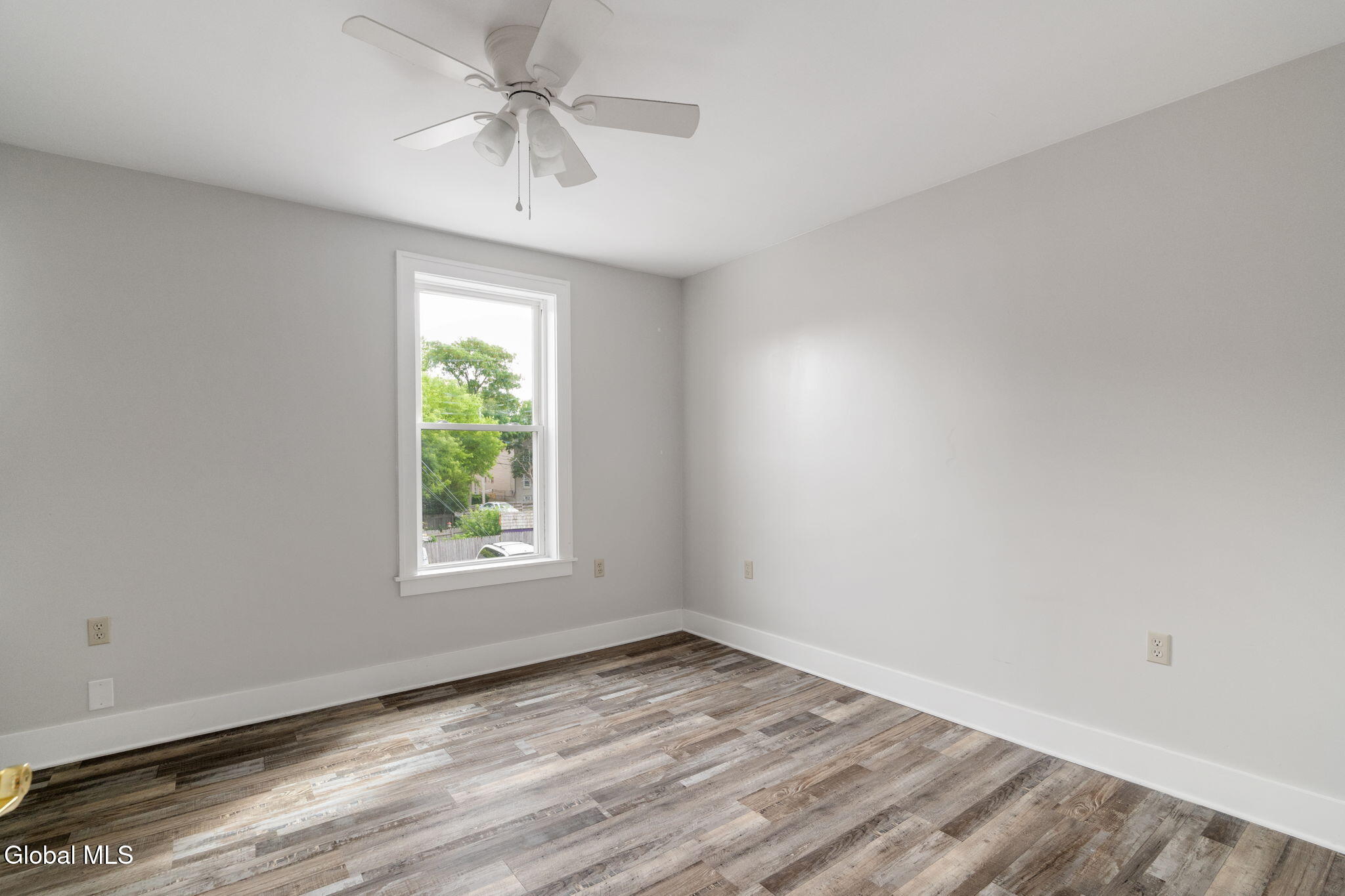 208 Front Street Schenectady NY 12305