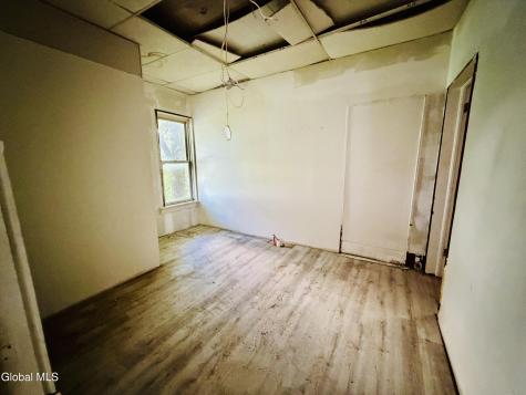 92 Forbes Street Amsterdam NY 12010