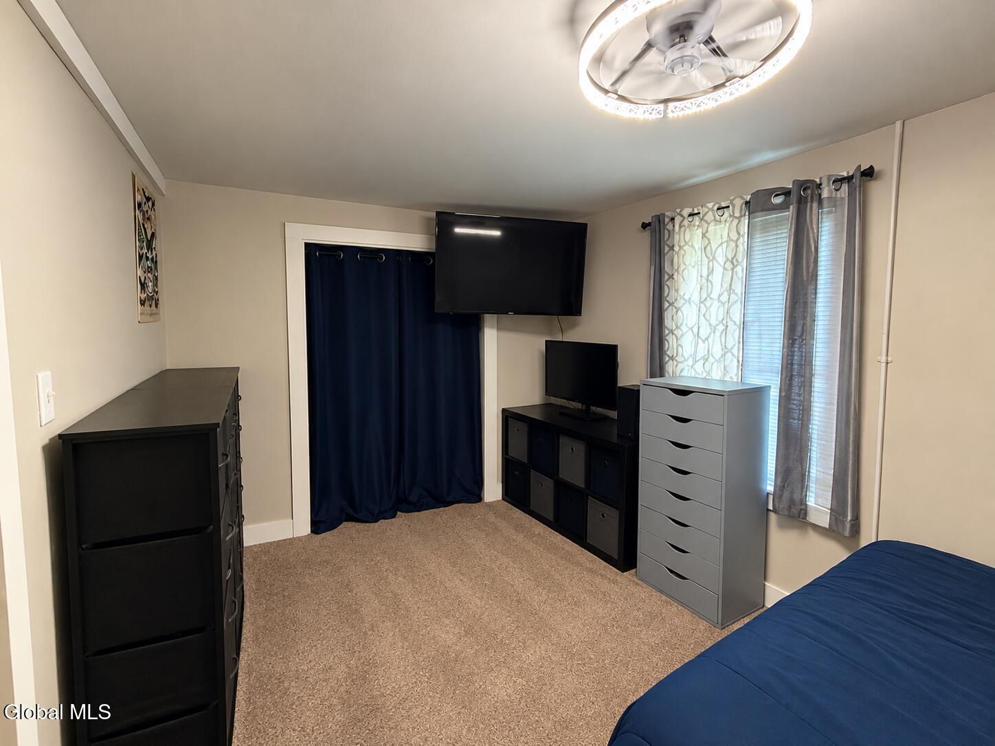 657 Broadway Watervliet NY 12189