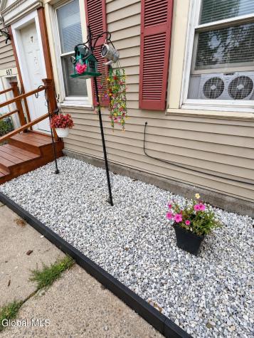 657 Broadway Watervliet NY 12189