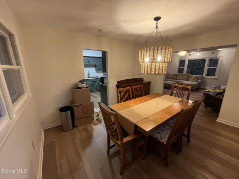 304 Grooms Road Halfmoon NY 12065