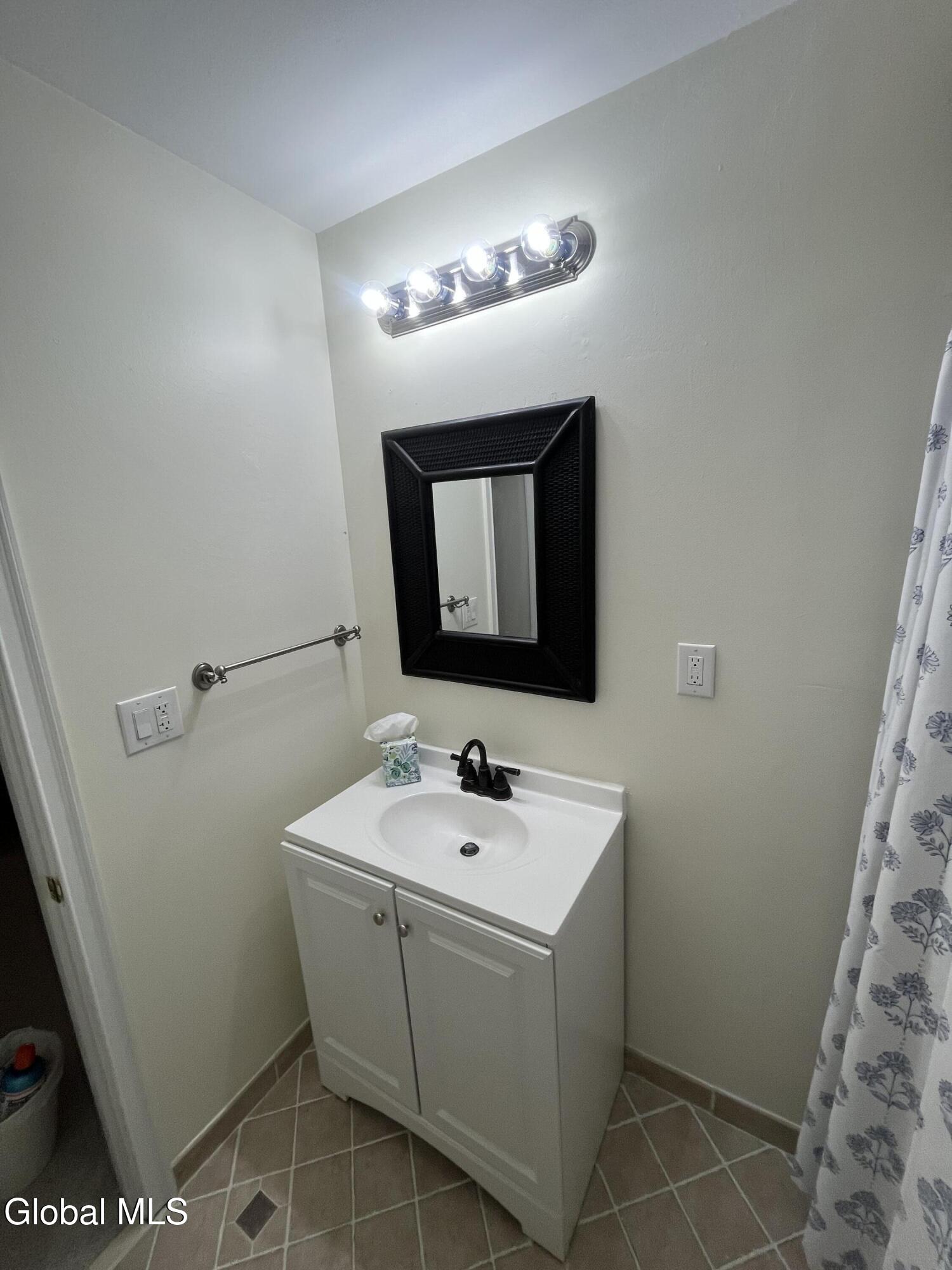304 Grooms Road Halfmoon NY 12065