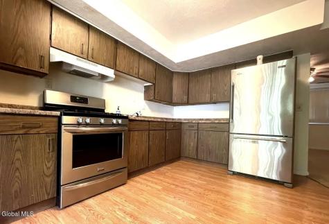 304 Grooms Road Halfmoon NY 12065