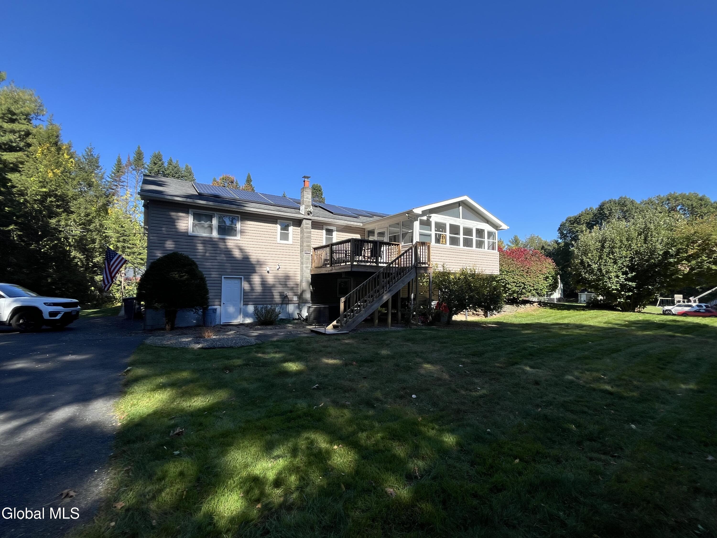 304 Grooms Road Halfmoon NY 12065