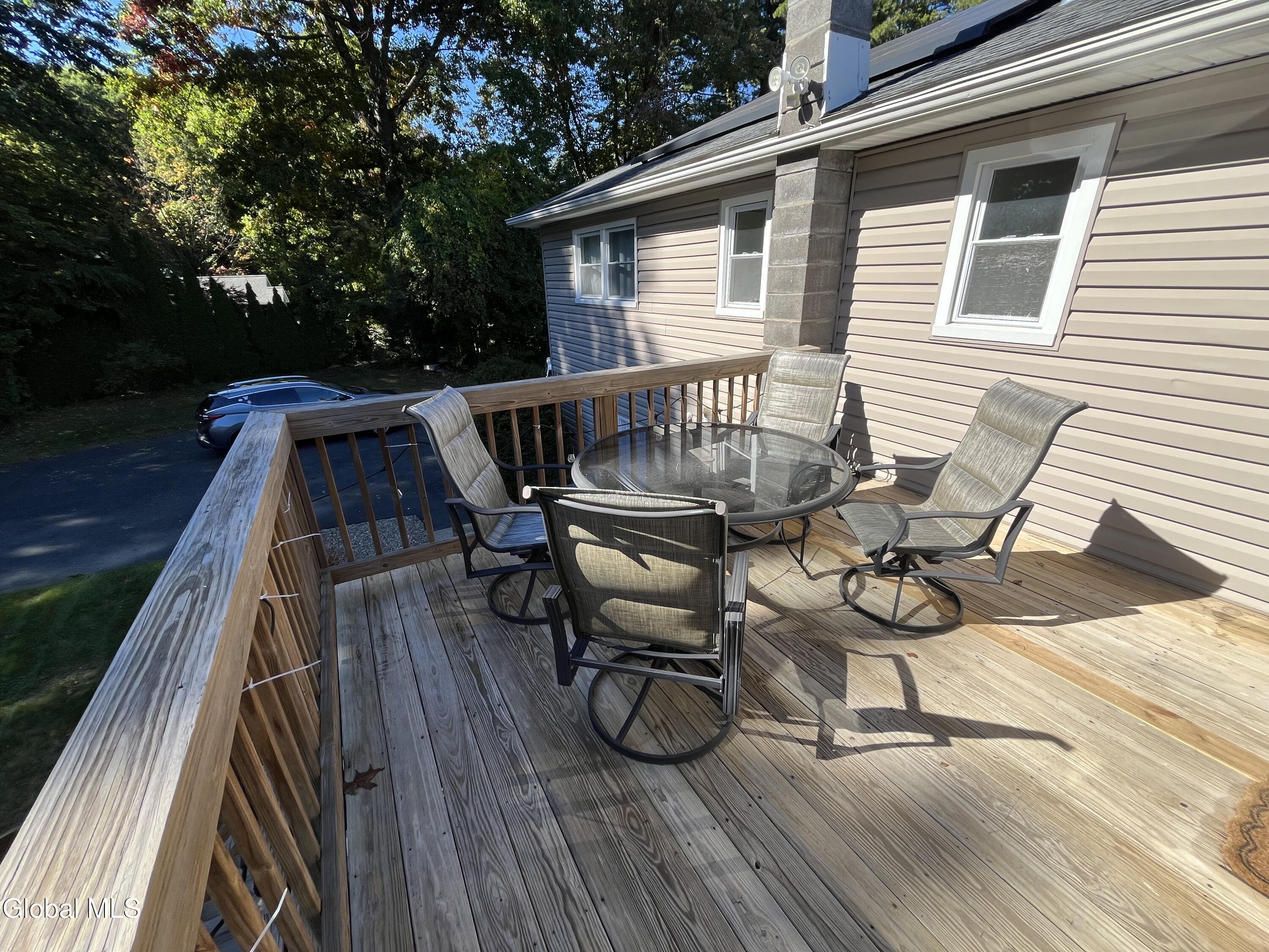304 Grooms Road Halfmoon NY 12065