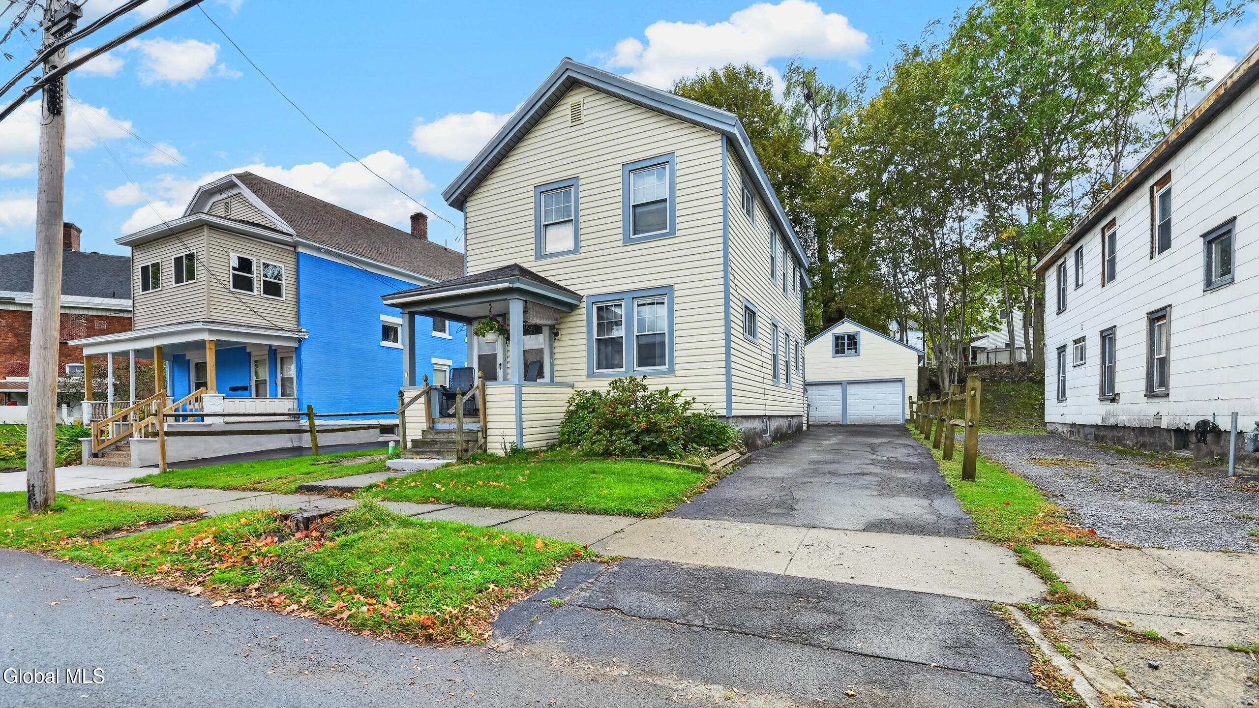 11 W Eighth Avenue Gloversville NY 12078