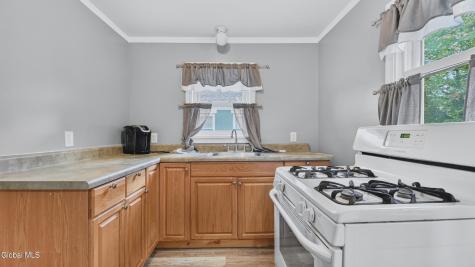 11 W Eighth Avenue Gloversville NY 12078