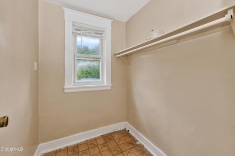 69 Hurlbut Street Albany NY 12209