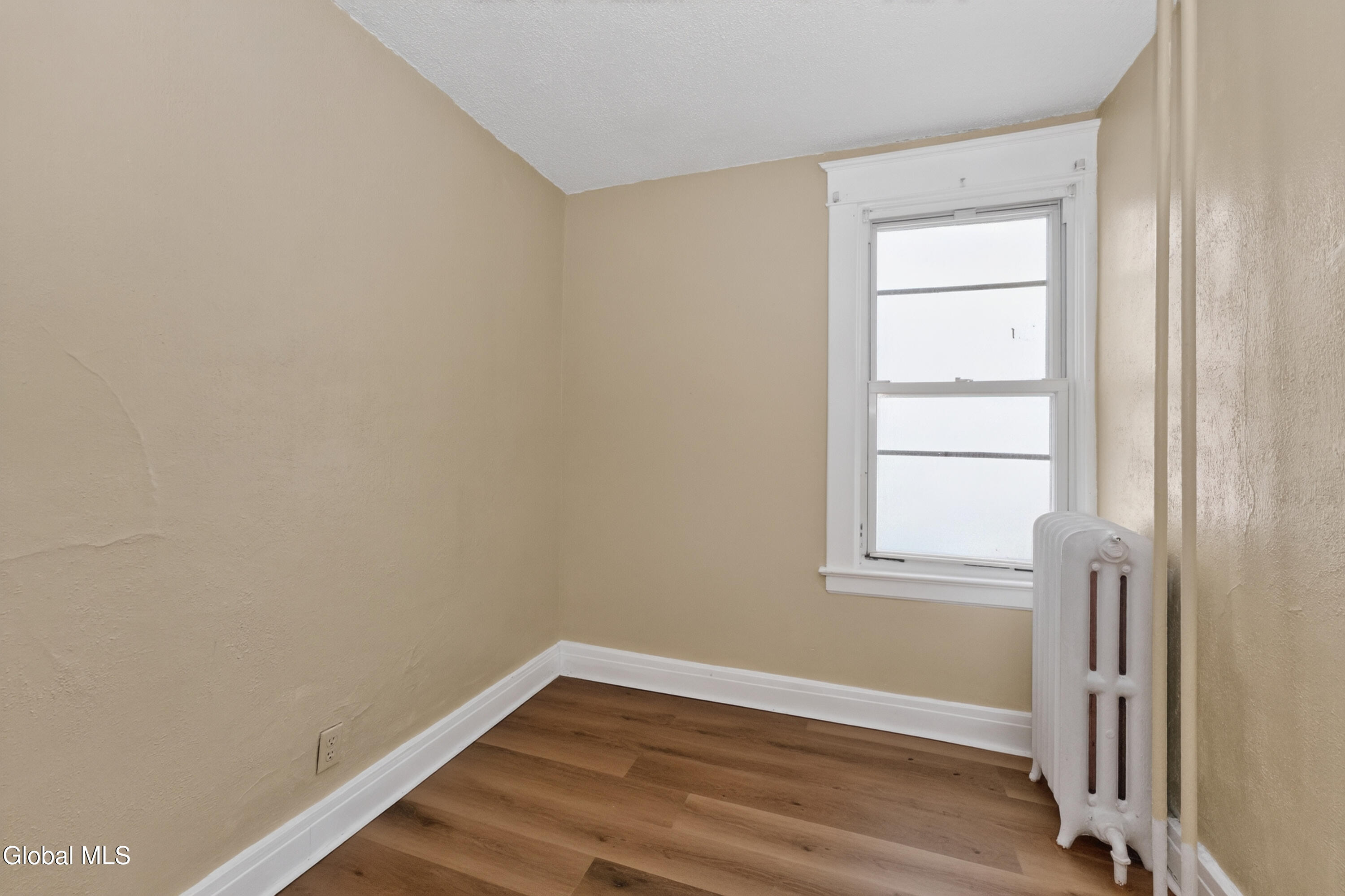 69 Hurlbut Street Albany NY 12209