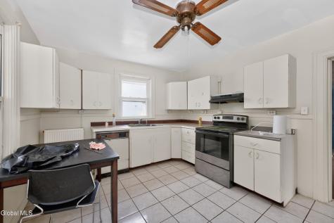 69 Hurlbut Street Albany NY 12209