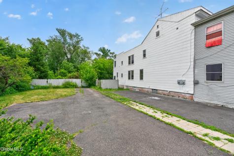 69 Hurlbut Street Albany NY 12209