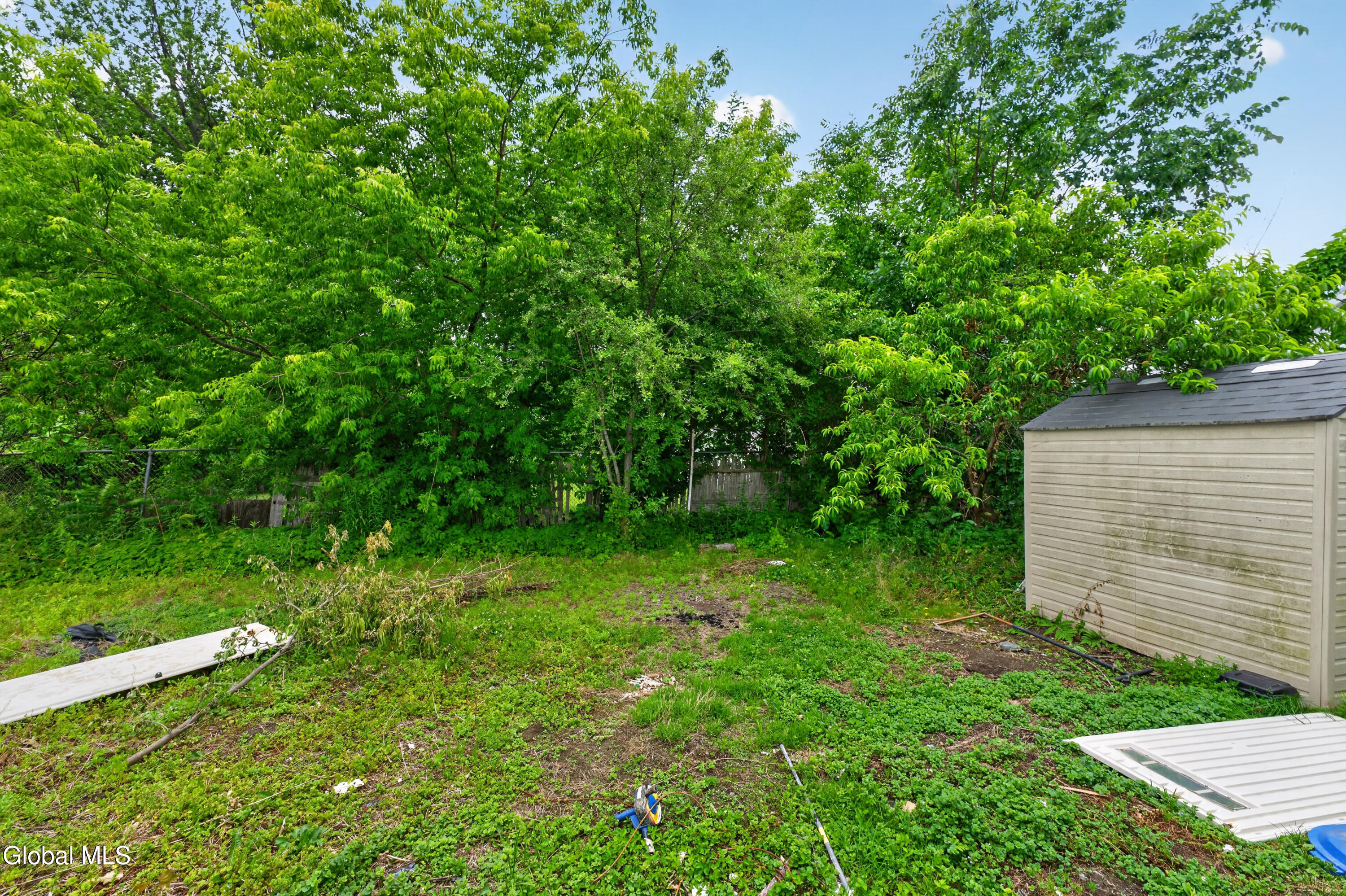 69 Hurlbut Street Albany NY 12209