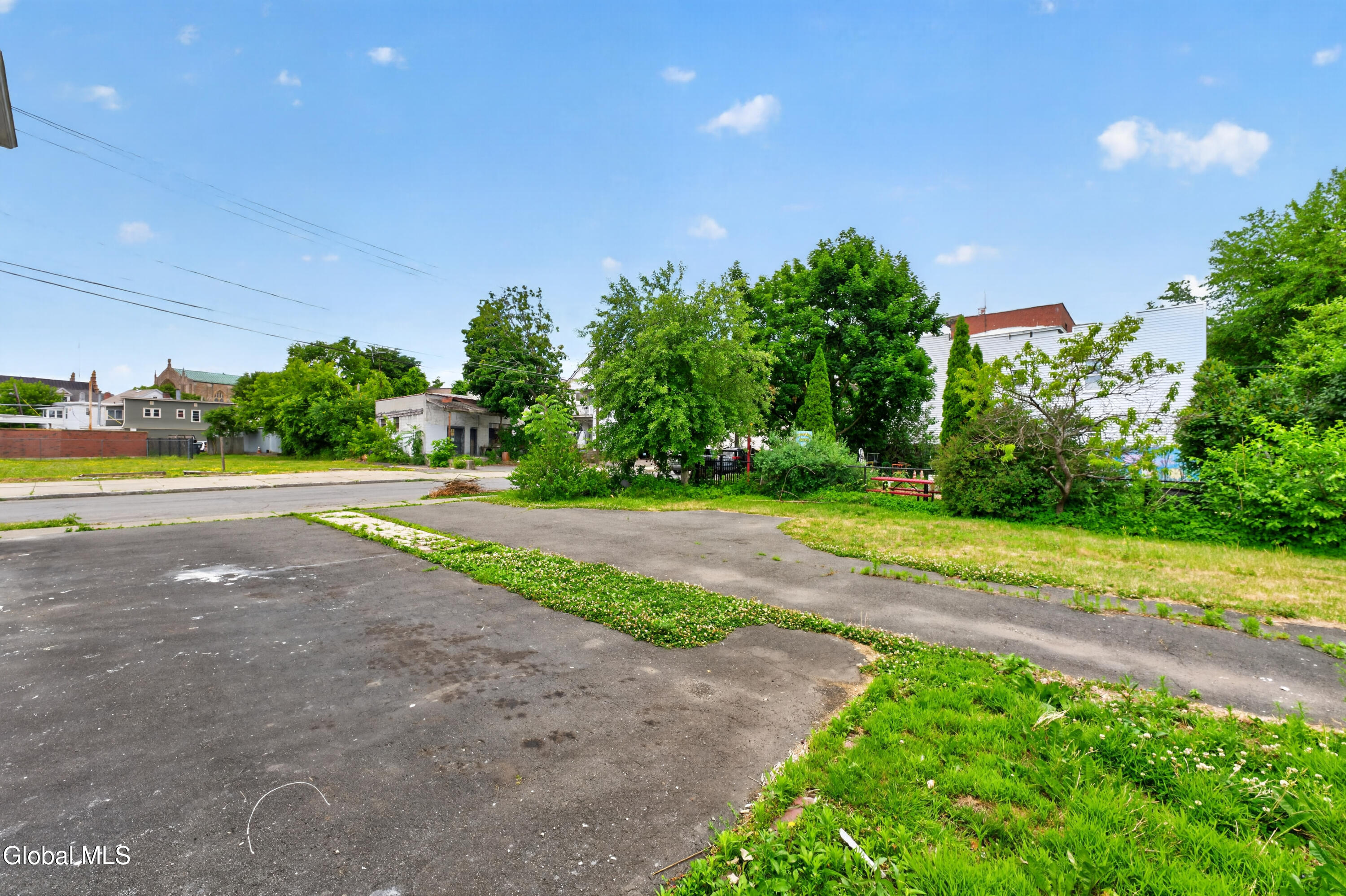69 Hurlbut Street Albany NY 12209