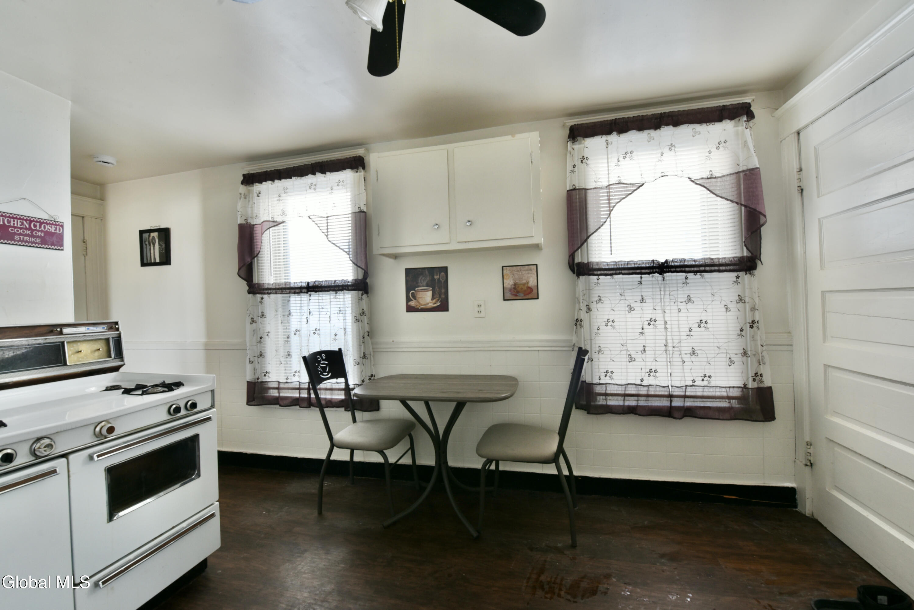 4 1/2 Hibbard Street Amsterdam NY 12010