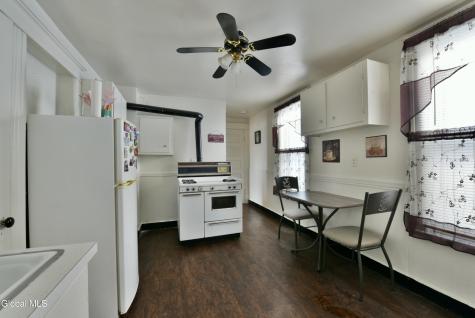 4 1/2 Hibbard Street Amsterdam NY 12010