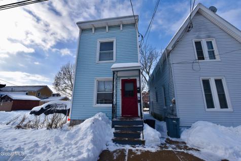 4 1/2 Hibbard Street Amsterdam NY 12010