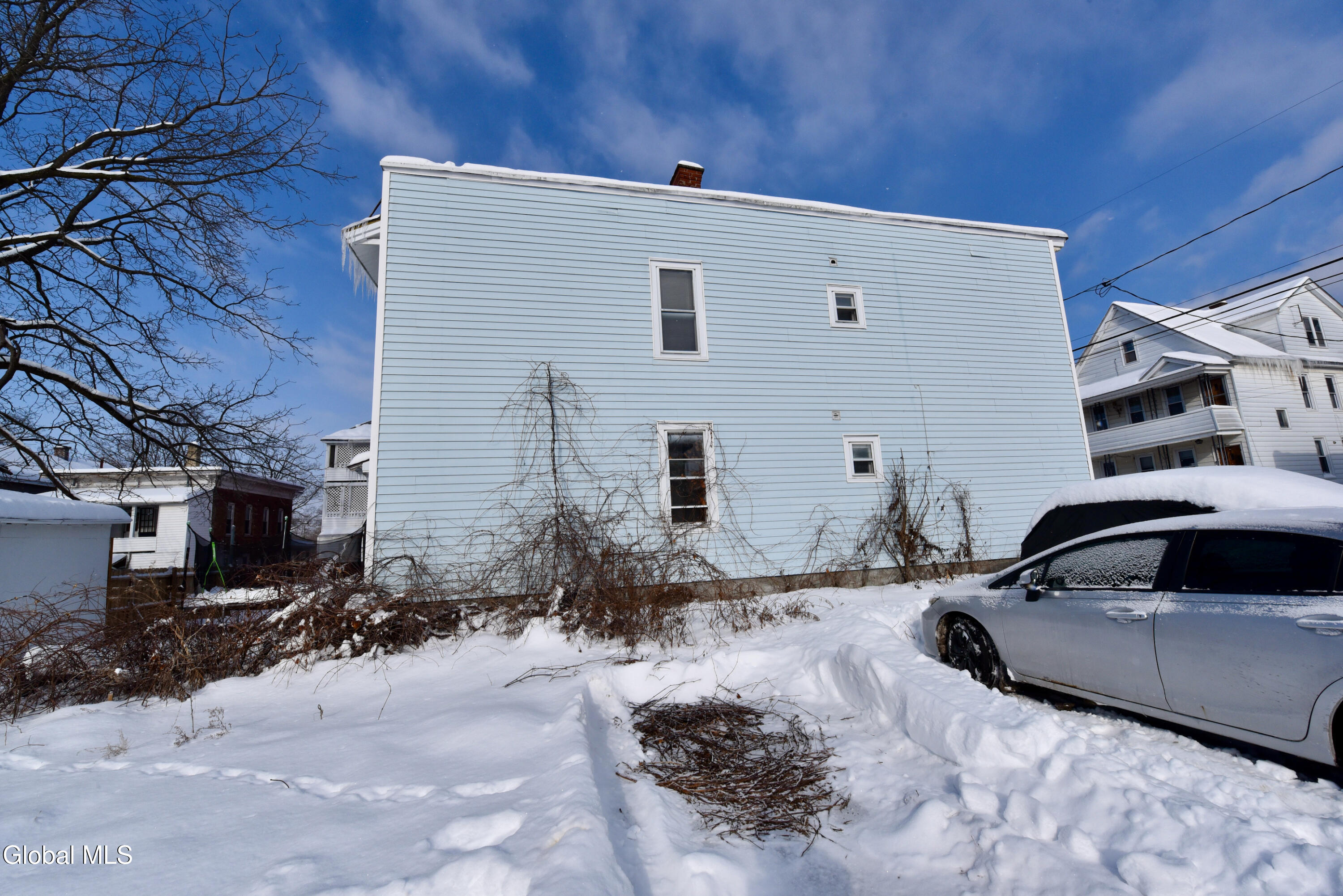 4 1/2 Hibbard Street Amsterdam NY 12010
