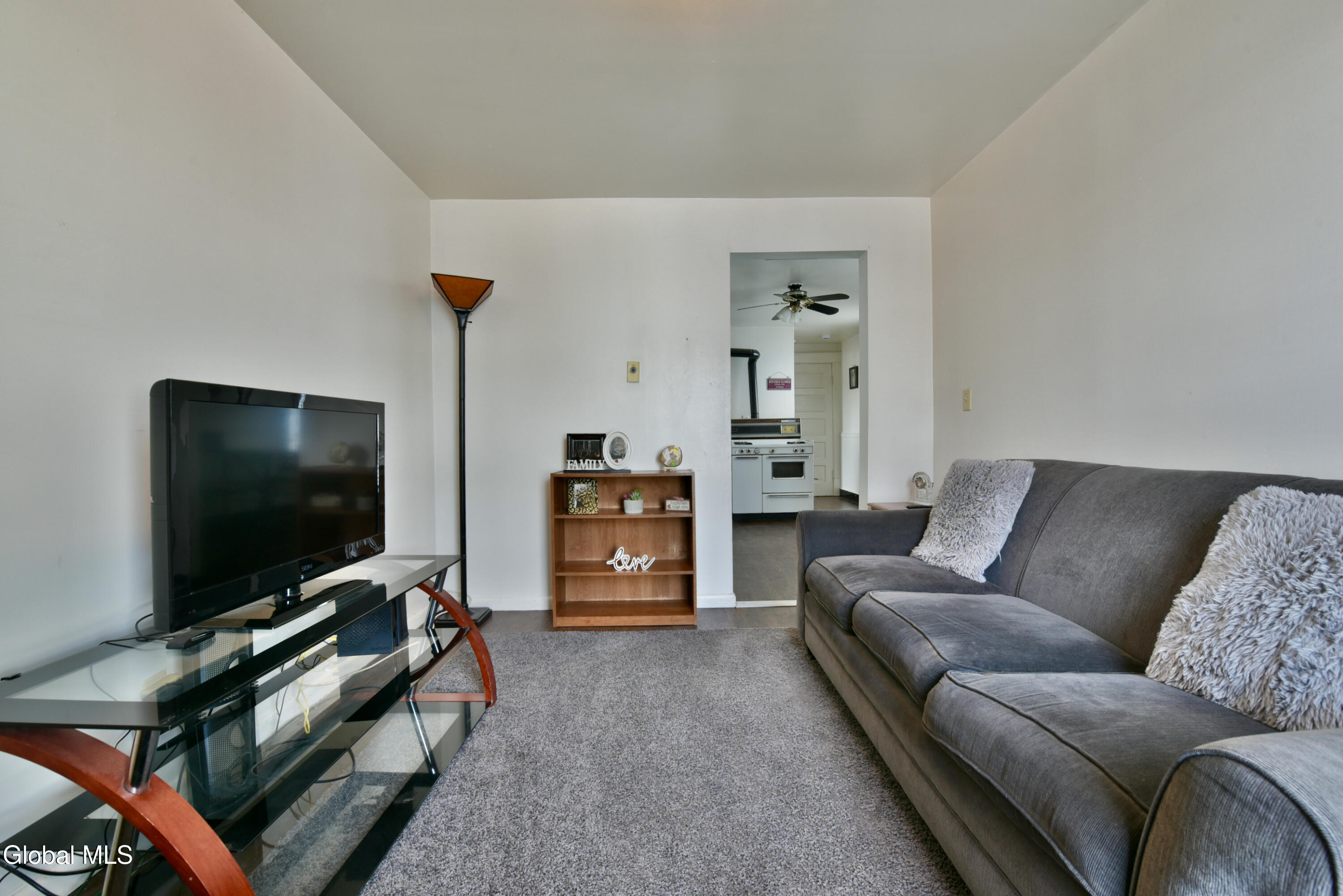 4 1/2 Hibbard Street Amsterdam NY 12010