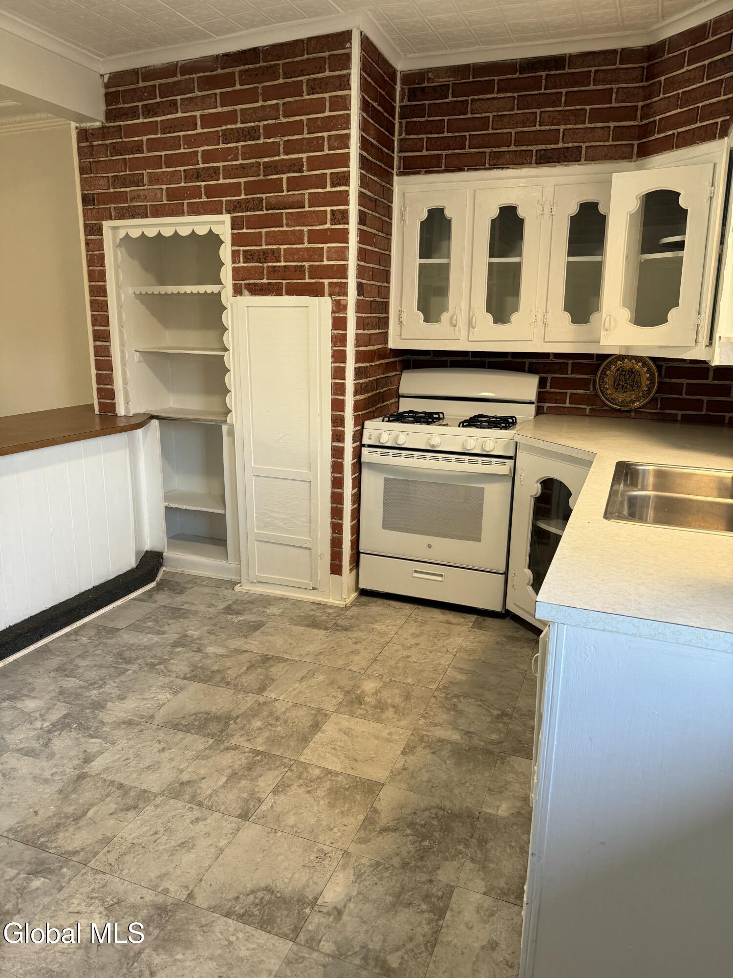 491 2nd Street Troy NY 12180