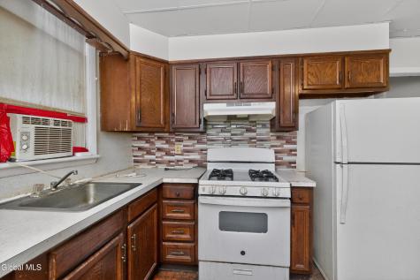 52 N Allen Street Albany NY 12203