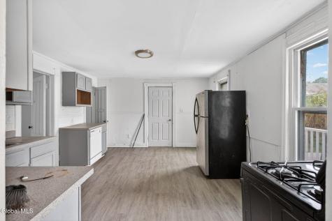 1325 6th Avenue Schenectady NY 12303