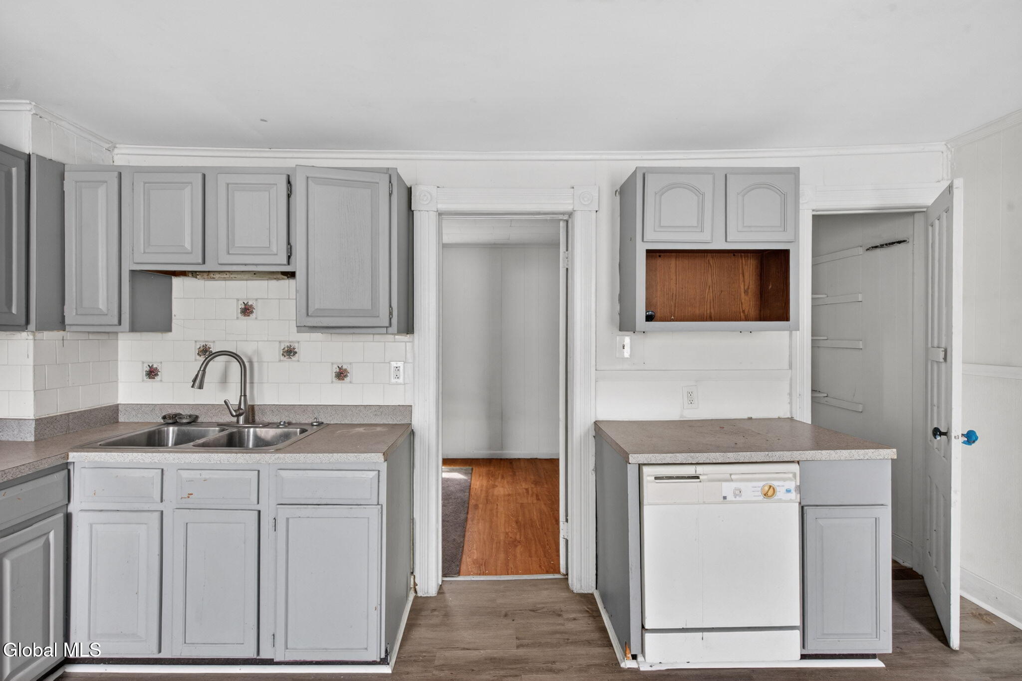 1325 6th Avenue Schenectady NY 12303