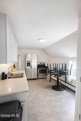 1325 6th Avenue Schenectady NY 12303