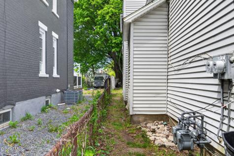 1325 6th Avenue Schenectady NY 12303