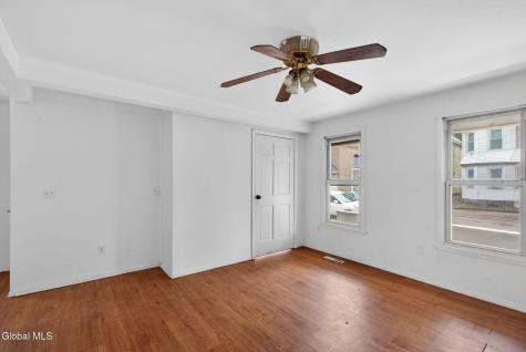 1325 6th Avenue Schenectady NY 12303