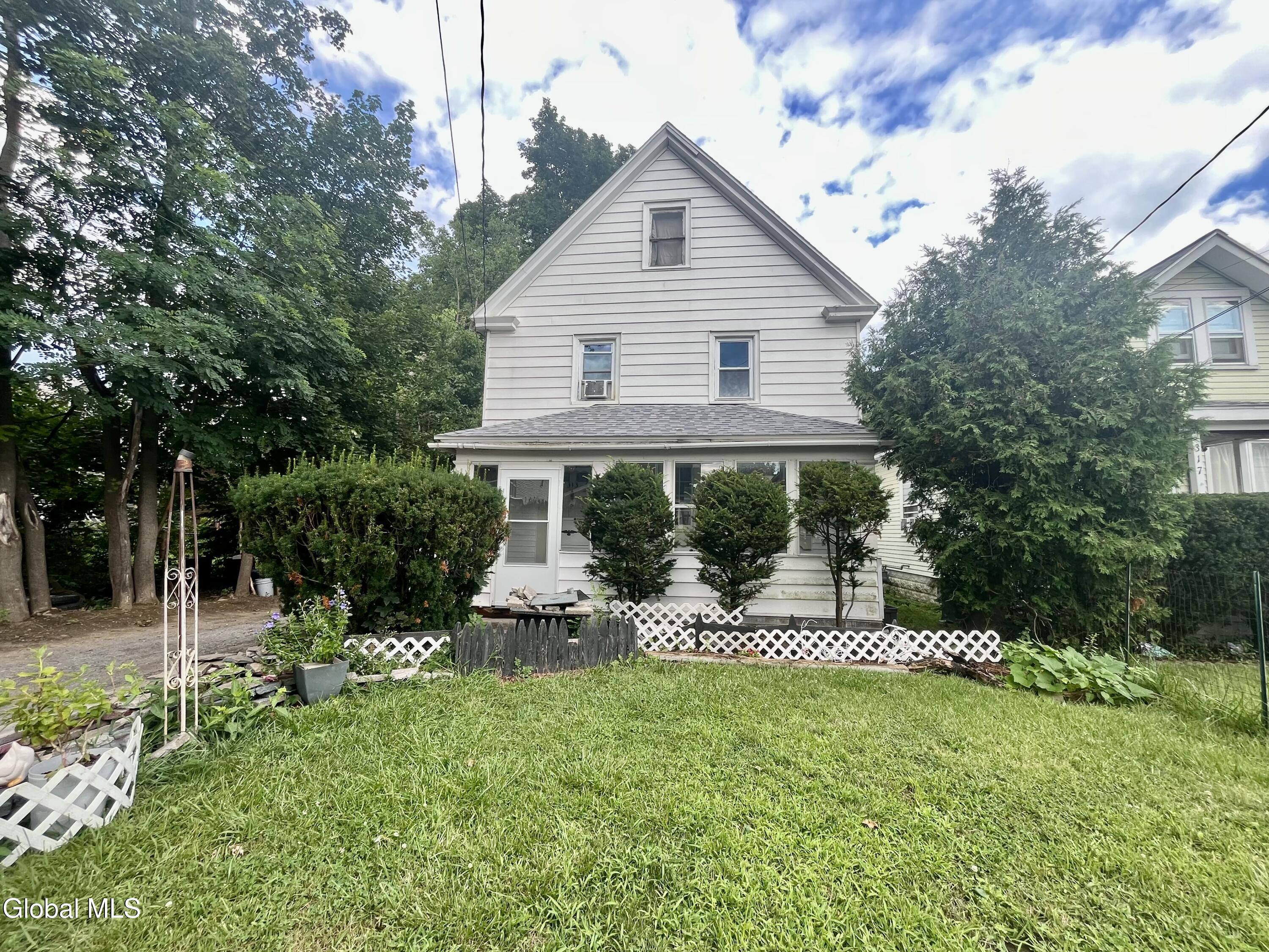313 Perry Street Schenectady NY 12306