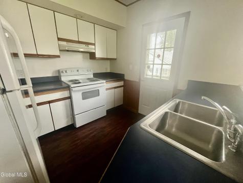 313 Perry Street Schenectady NY 12306