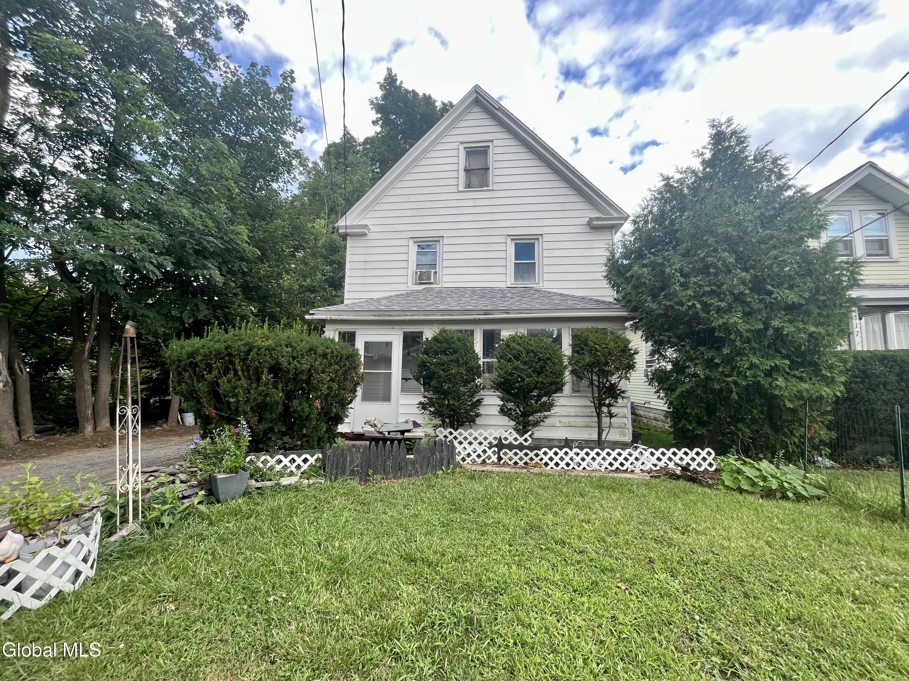 313 Perry Street Schenectady NY 12306