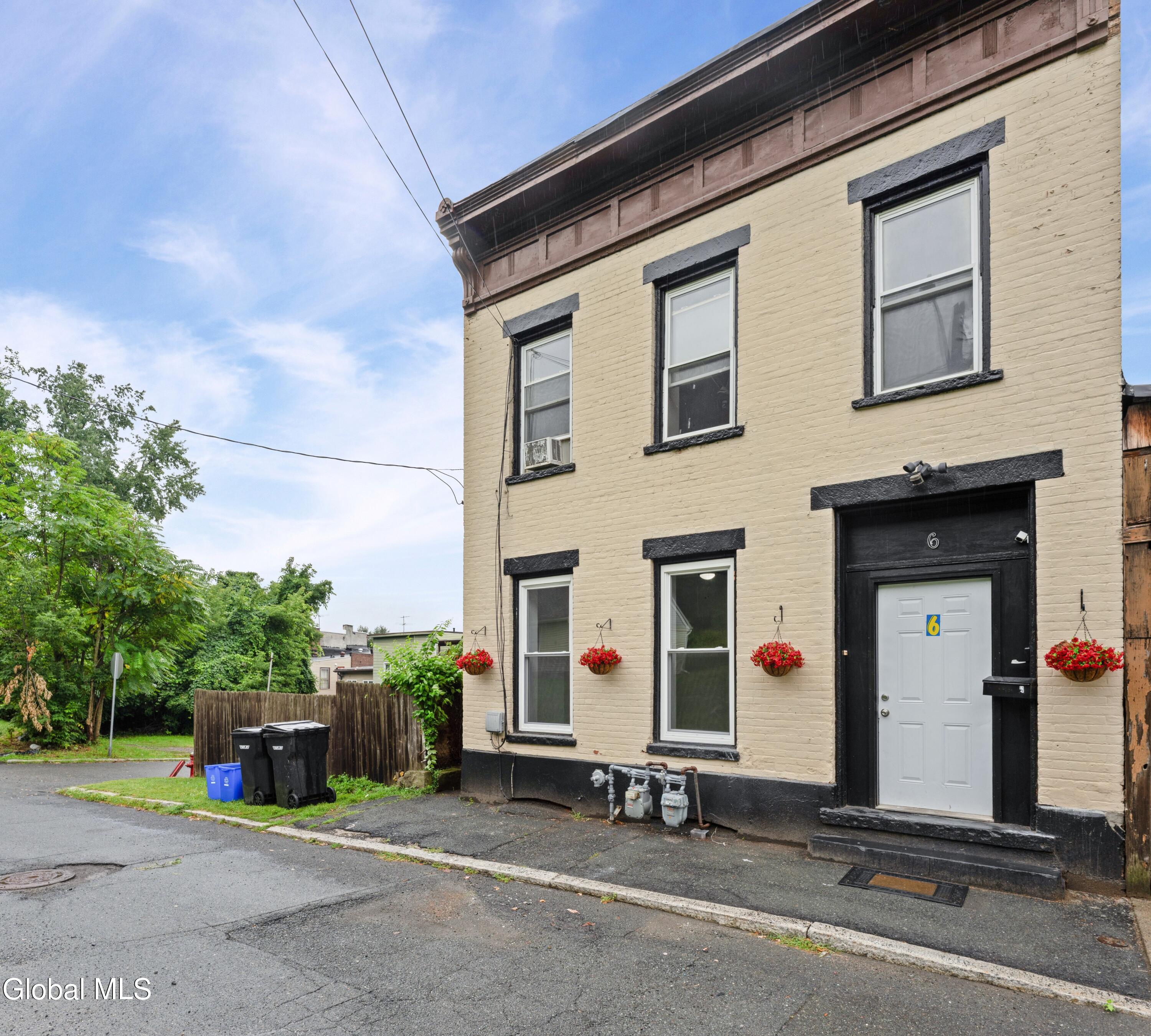 6 St Marys Avenue Troy NY 12180