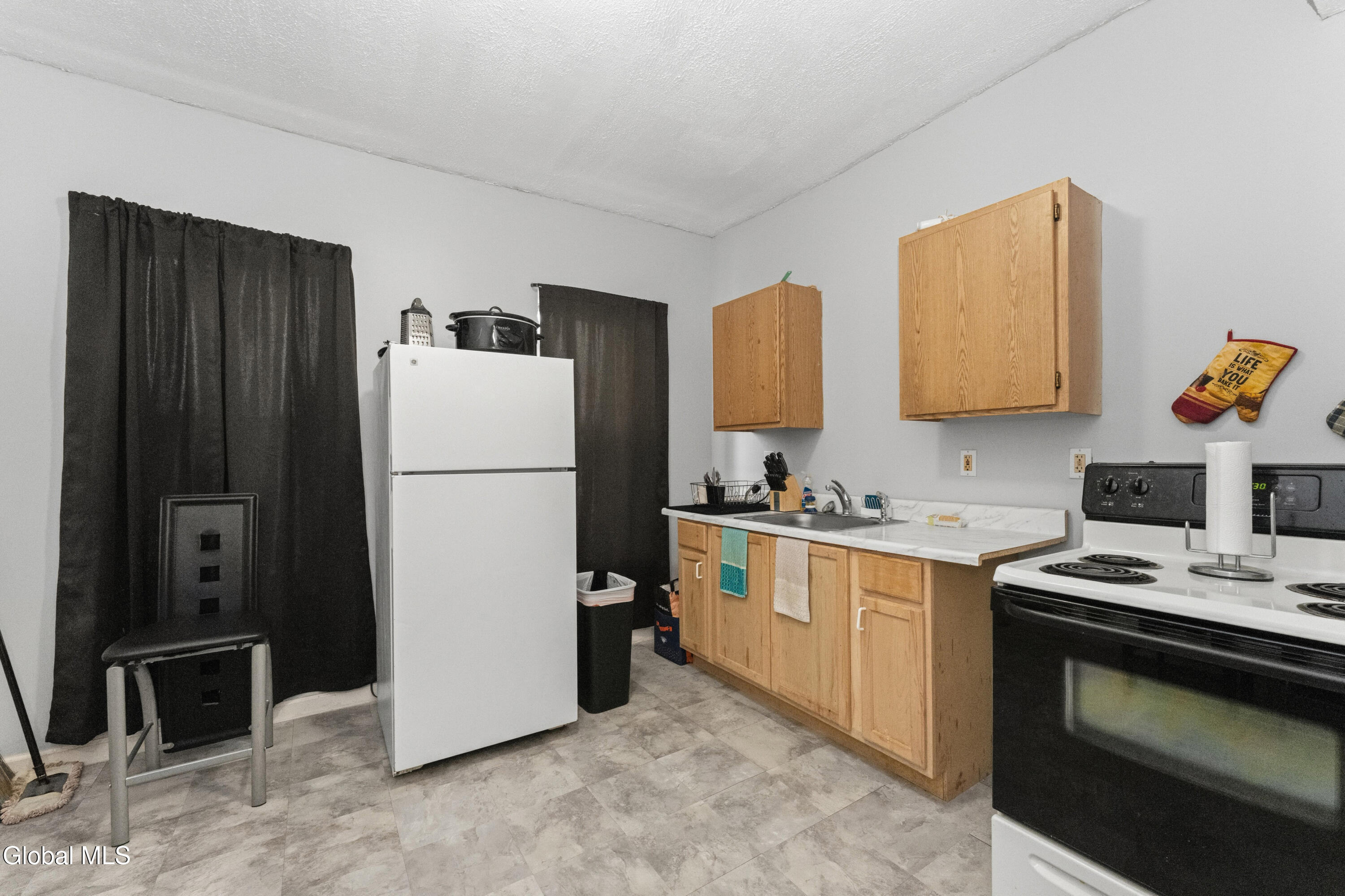 6 St Marys Avenue Troy NY 12180