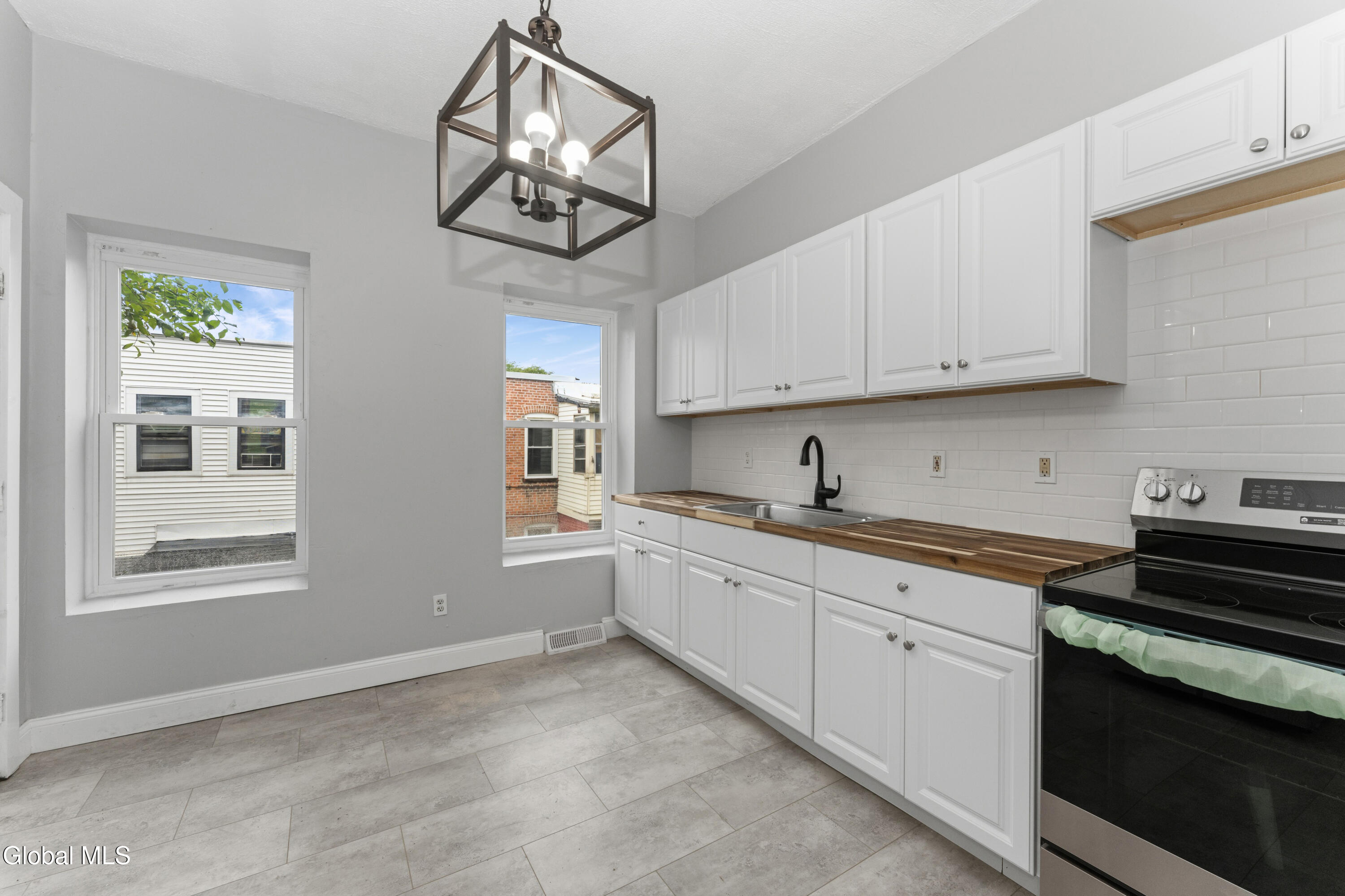 6 St Marys Avenue Troy NY 12180