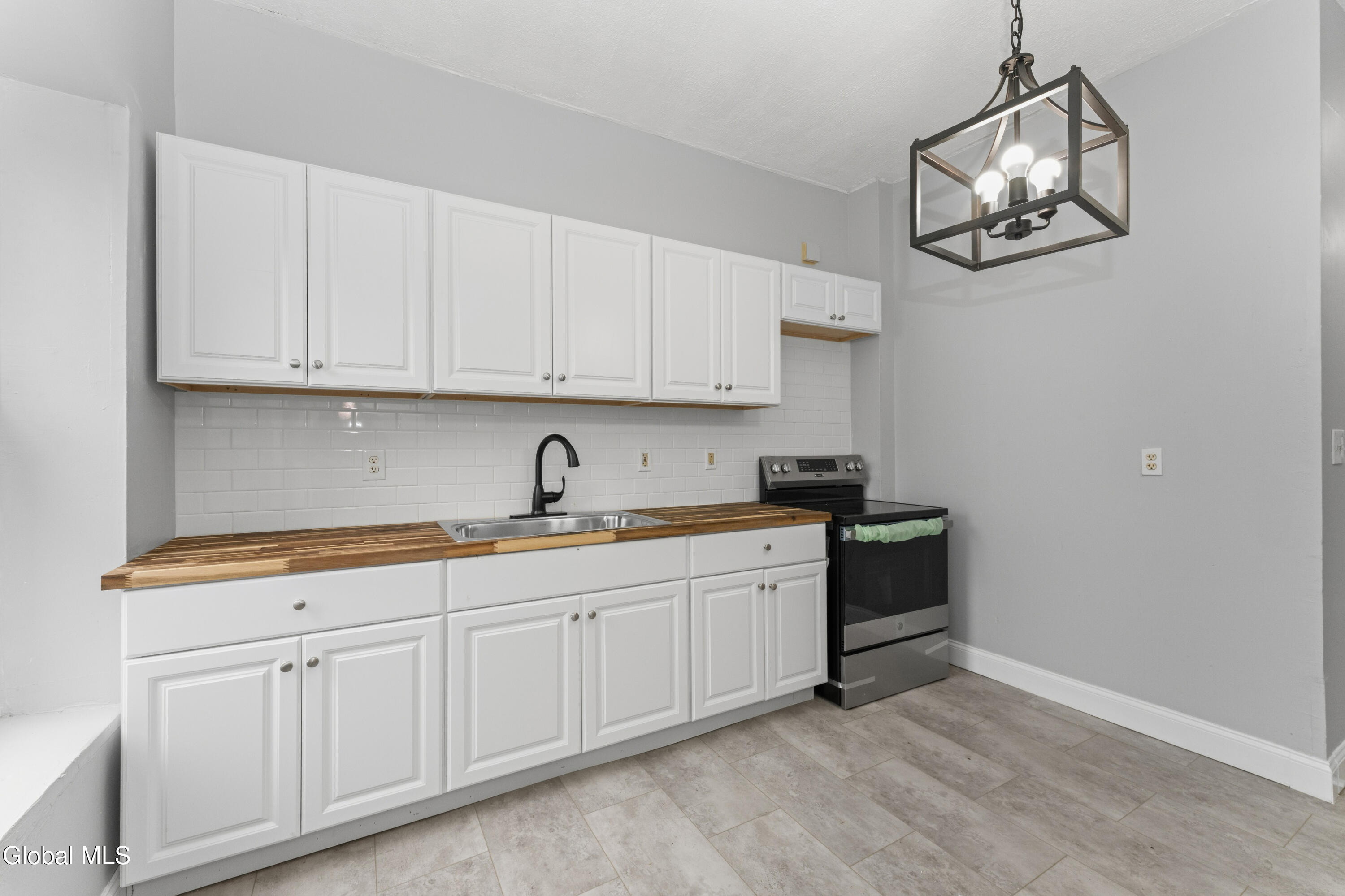 6 St Marys Avenue Troy NY 12180