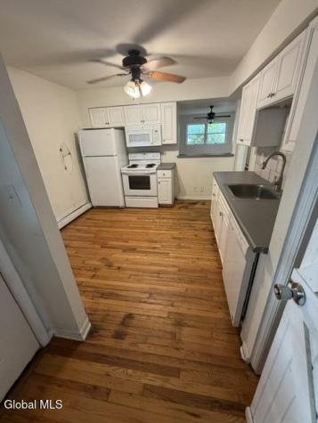 486 Saratoga Road Glenville NY 12302