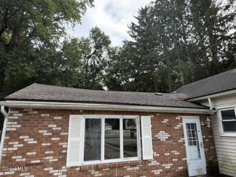 486 Saratoga Road Glenville NY 12302