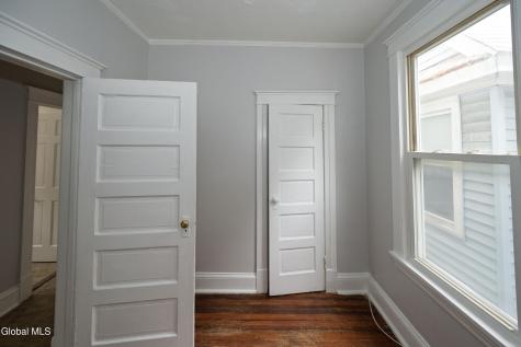 10 Hurlbut Street Albany NY 12209