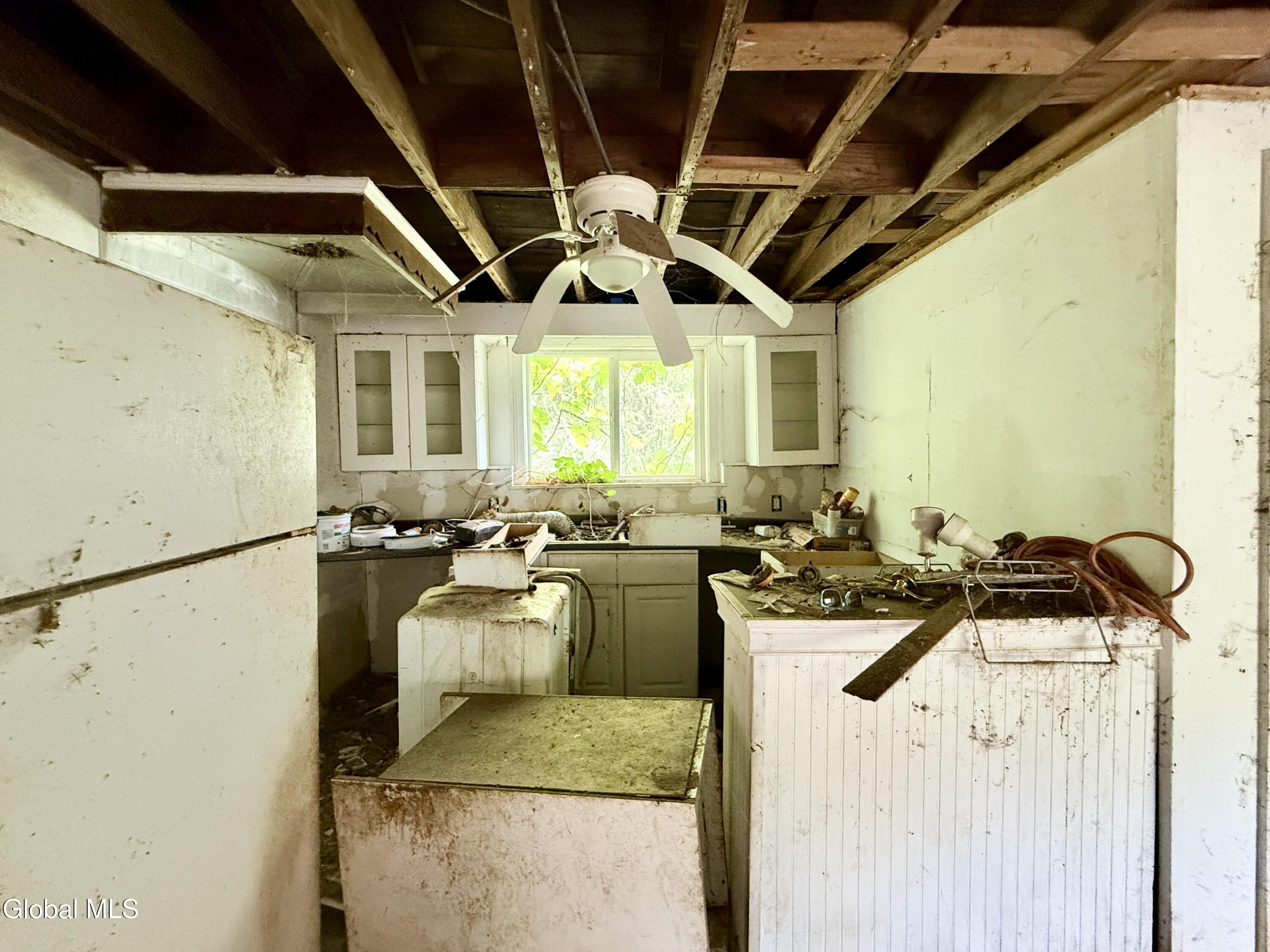 14 Magurno Lane Poughkeepsie NY 12603